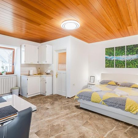 Apartmaji Mausi ボヴェツ エクステリア 写真