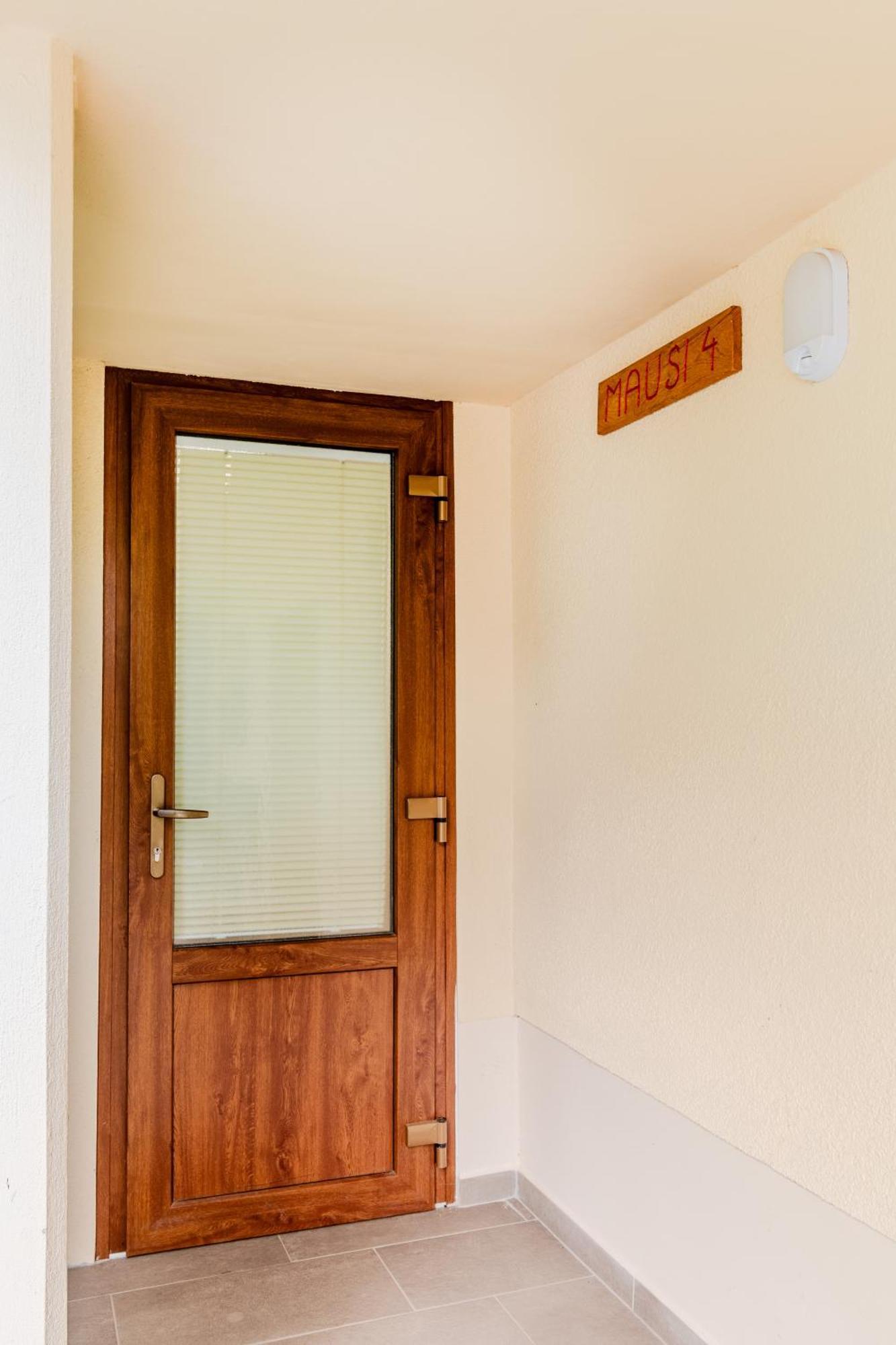 Apartmaji Mausi ボヴェツ エクステリア 写真