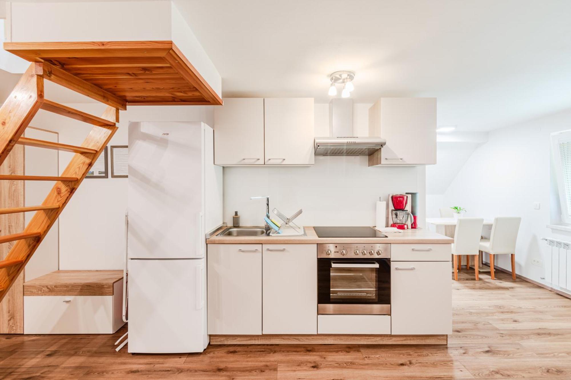Apartmaji Mausi ボヴェツ エクステリア 写真